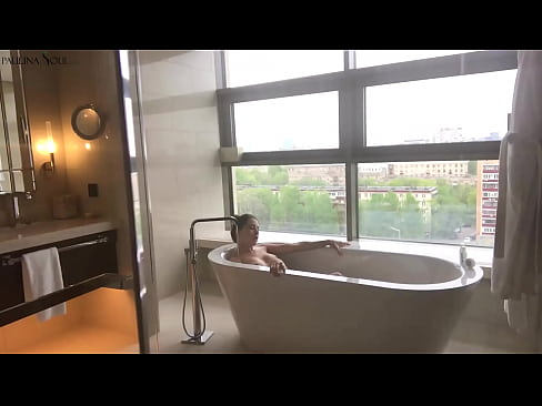 ❤️ Enorm Babe Leidenschaftlech ruckelt hir Muschi am Buedzëmmer ️ Just Porno bei eis ☑