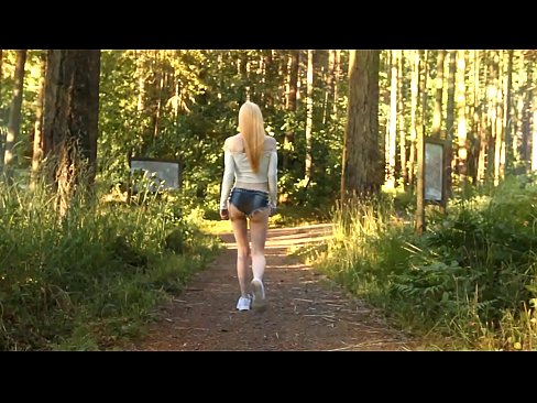 ❤️ Schéin Fra beweegt sech lues, net plakeg Video ️ Just Porno bei eis ☑